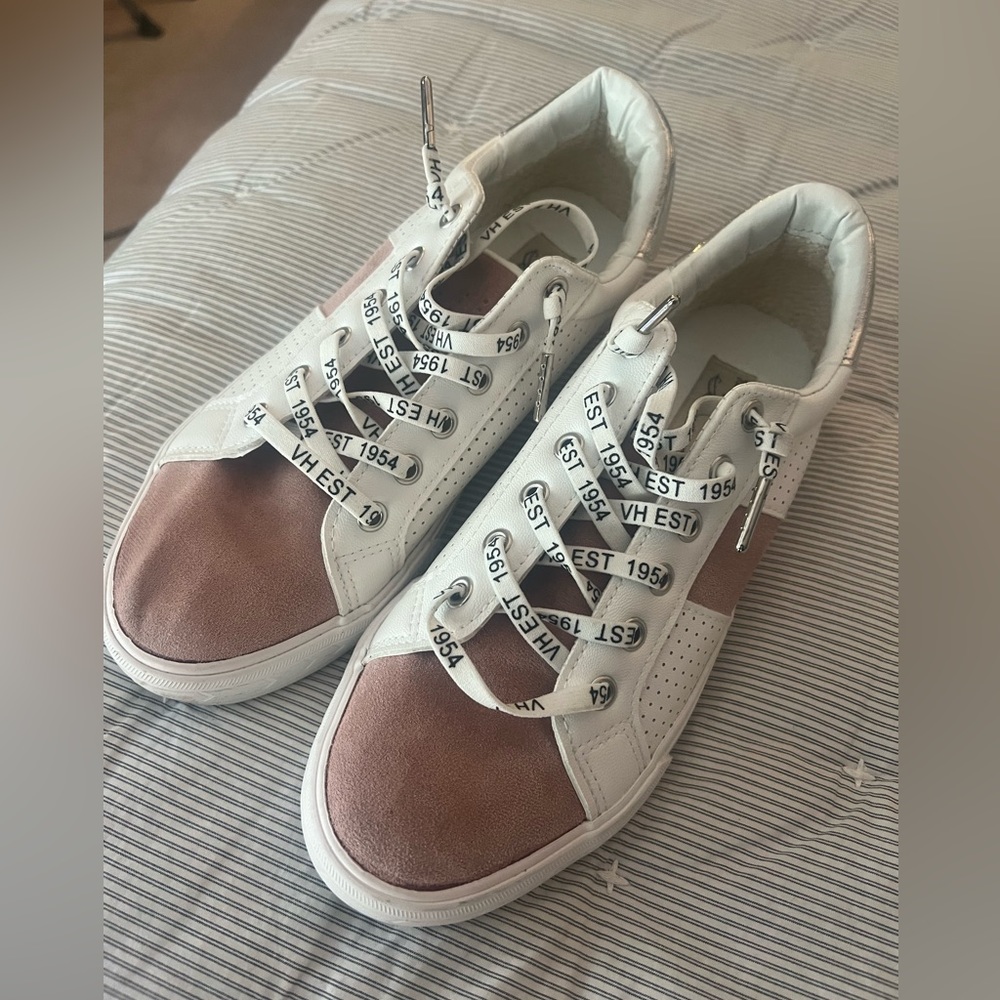 Vintage Havana Sneakers